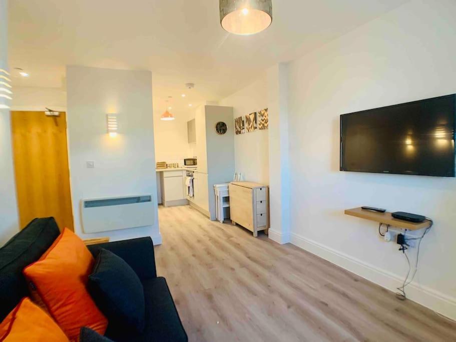 Apartament Lovely Central Bournemouth Flat 10 Minute To Beach Zewnętrze zdjęcie